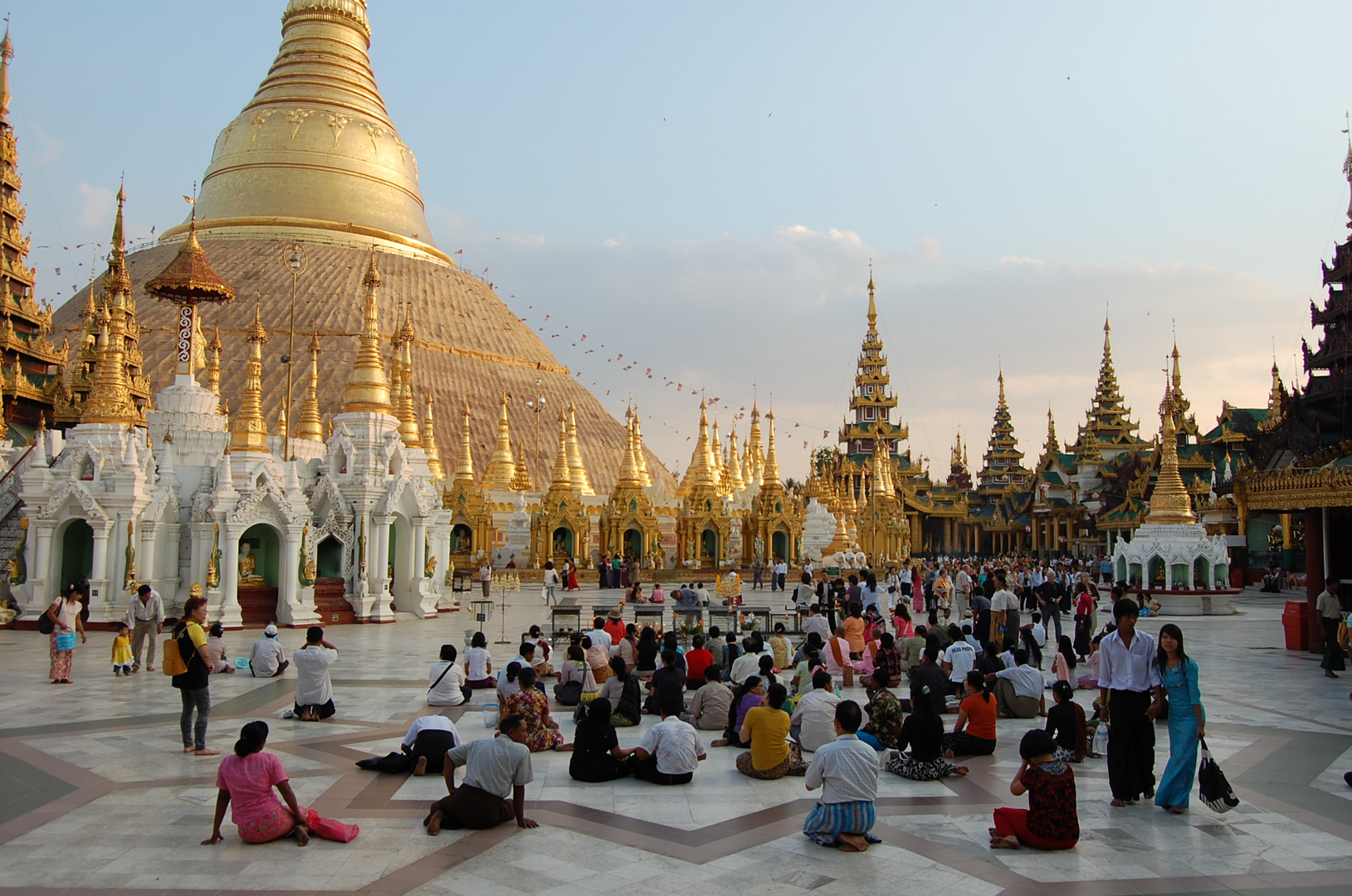 Yangon Shwedagon Pagode / Myanmar