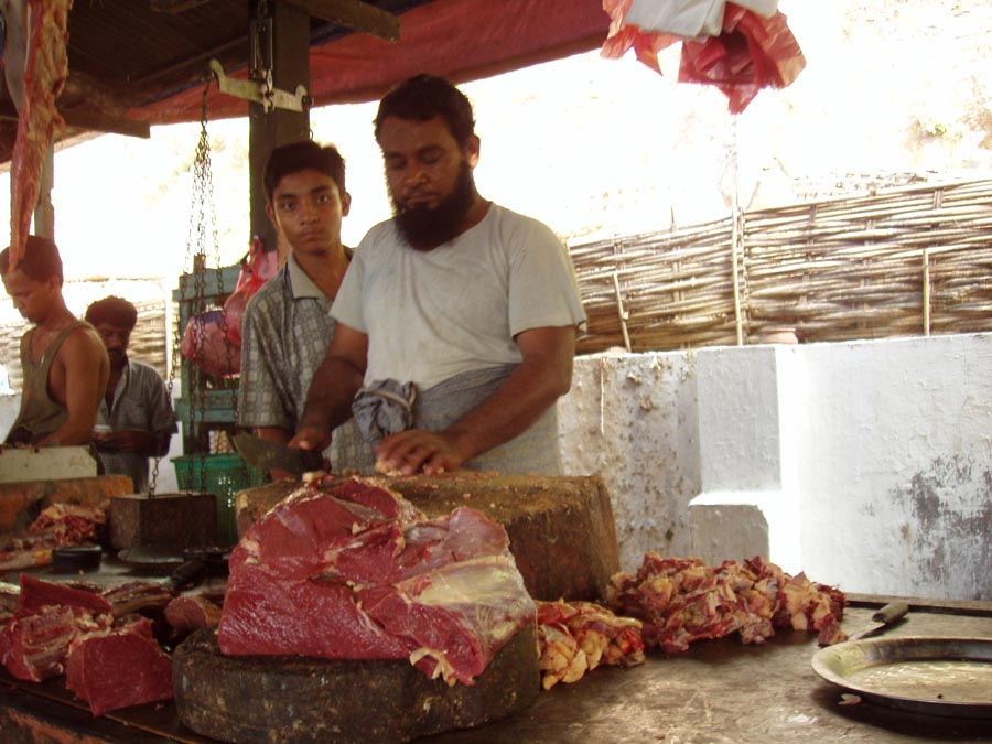 Yangon - Theinbyu Zei Market