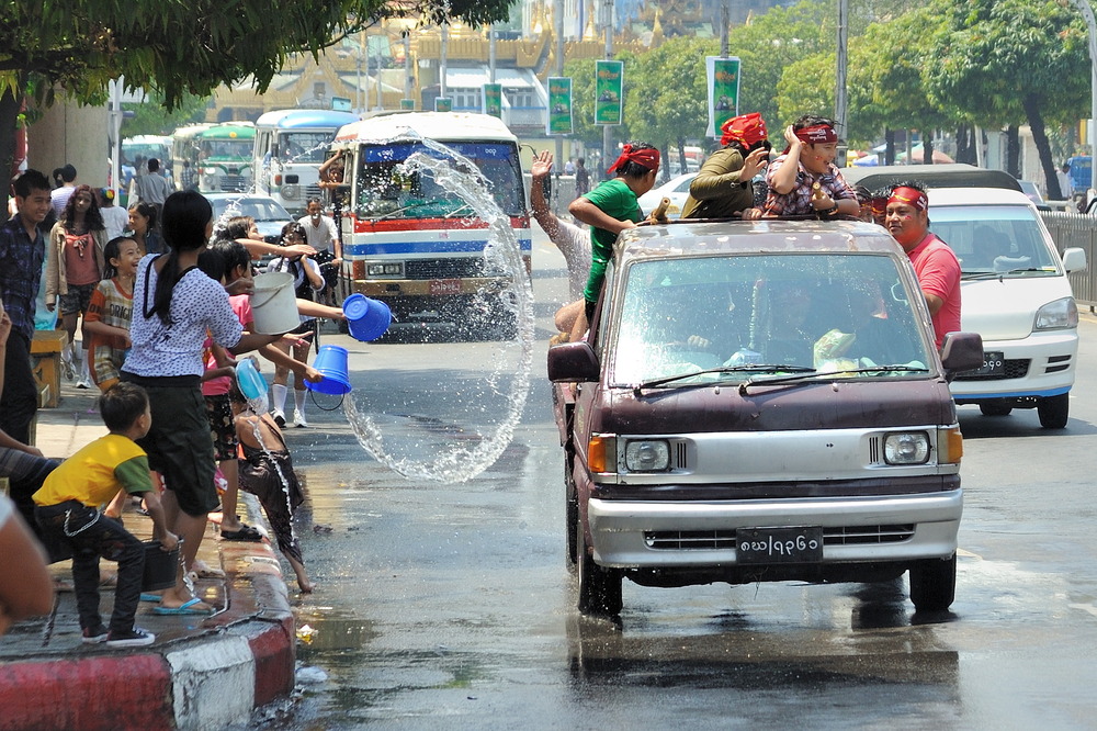 Yangon Water Festival 1