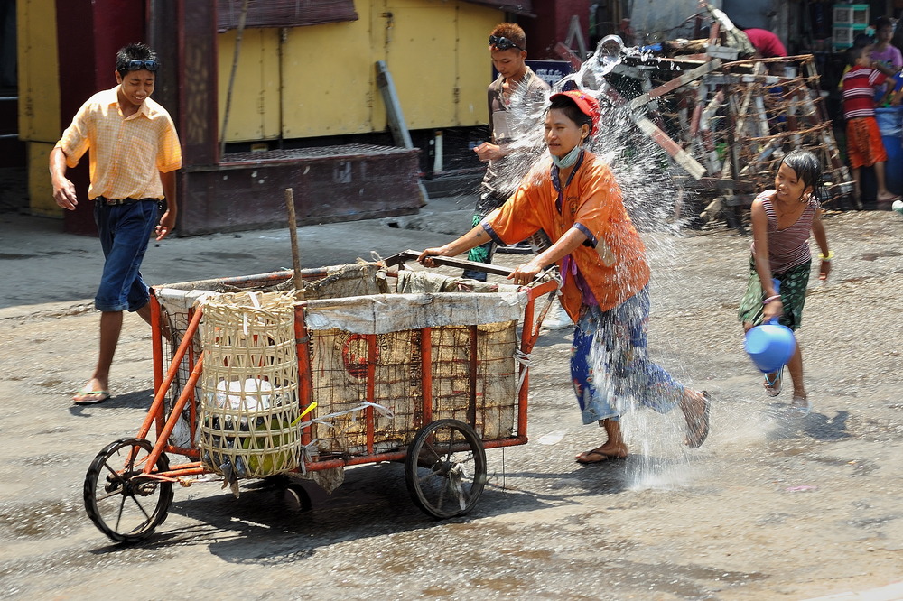 Yangon Water Festival 4