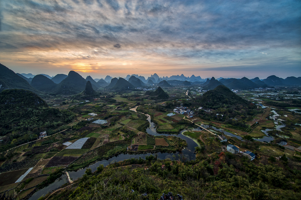 Yangshuo Li River Top View