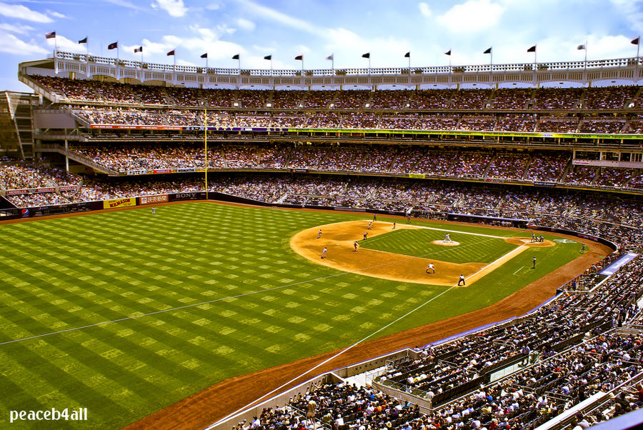 YANKEES 2, TIGERS 1