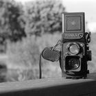 Yashica MAT 124G