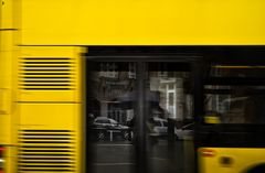 yellow bus