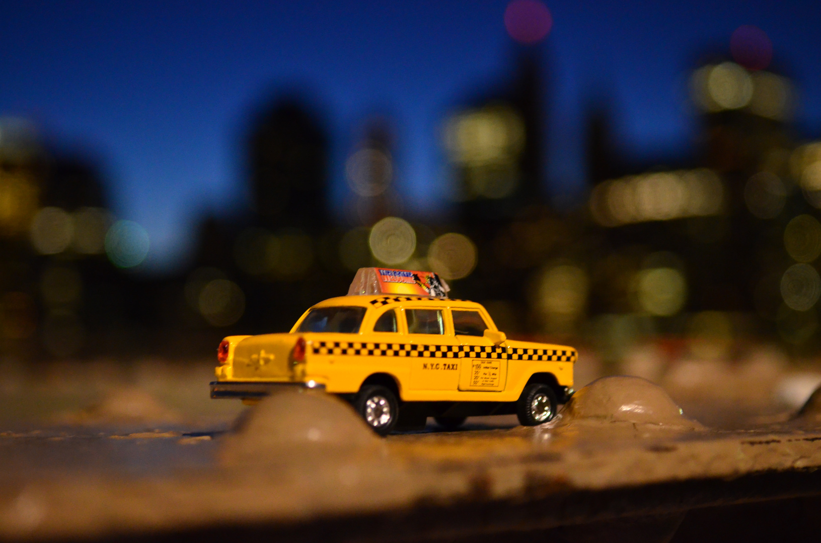 Yellow Cab @ Brooklyn Bridge