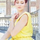 yellow dress