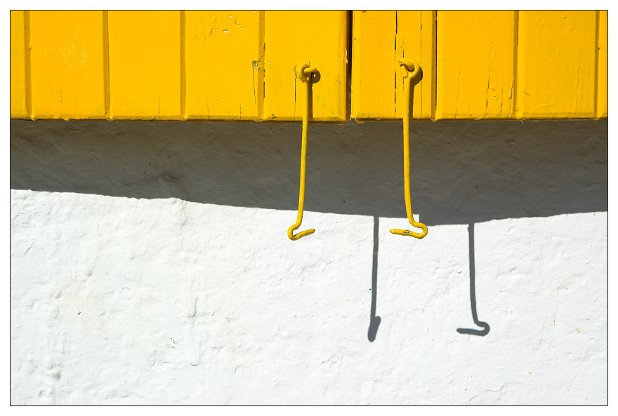 yellow hooks