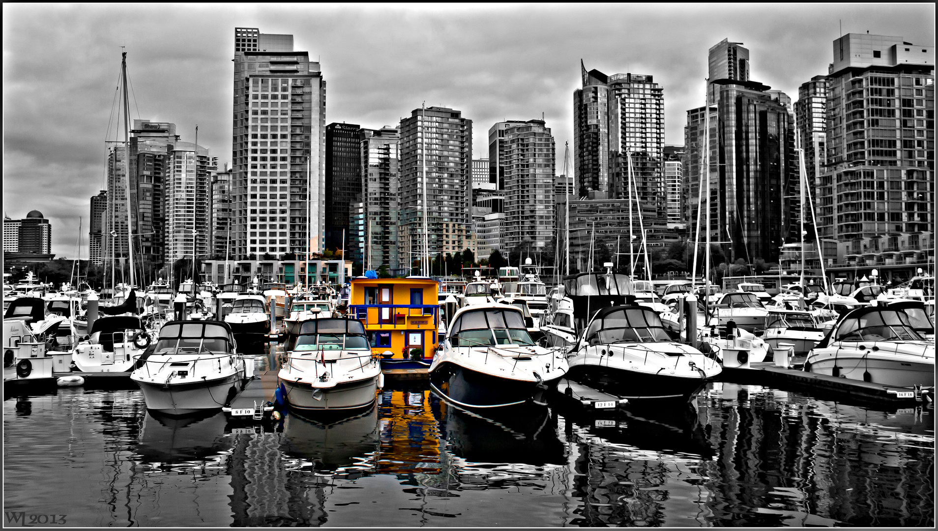 YELLOW HOUSEBOAT IN VANCOUVER