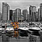 YELLOW HOUSEBOAT IN VANCOUVER