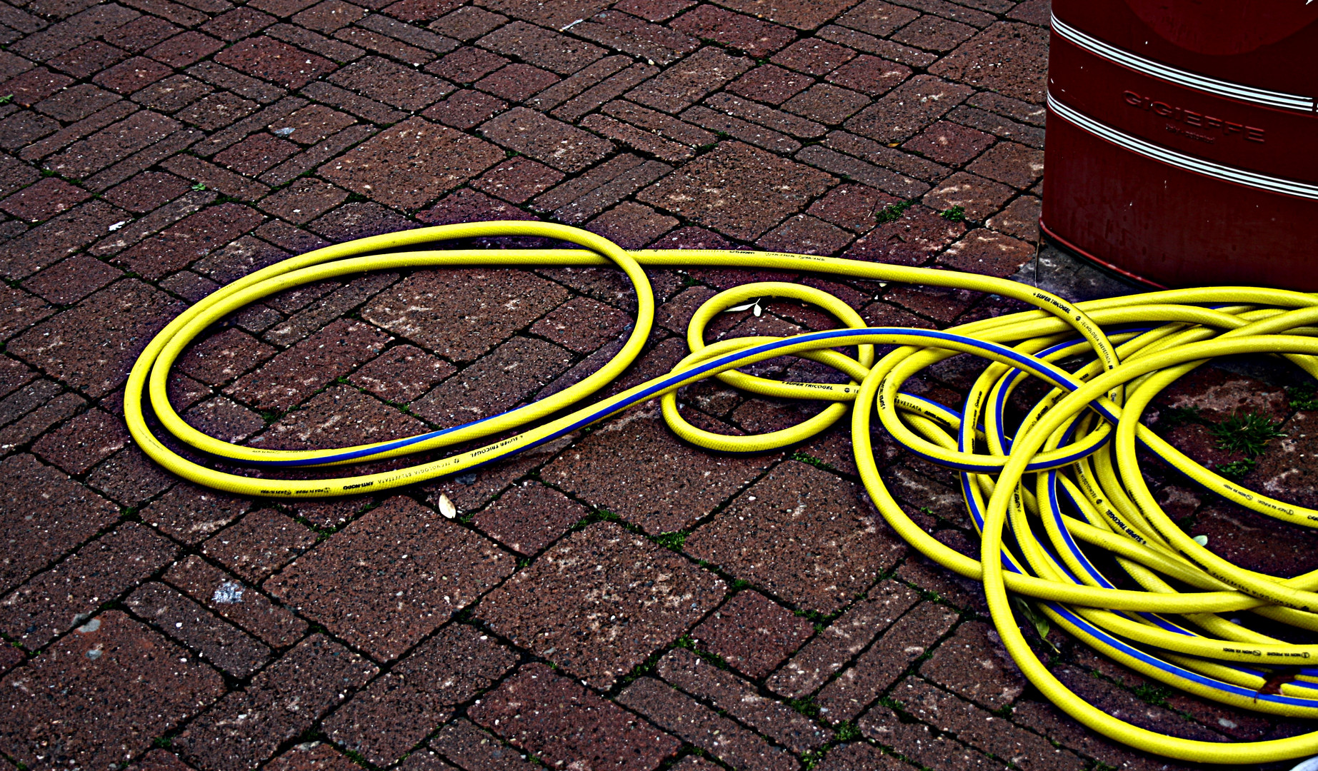 yellow pipe