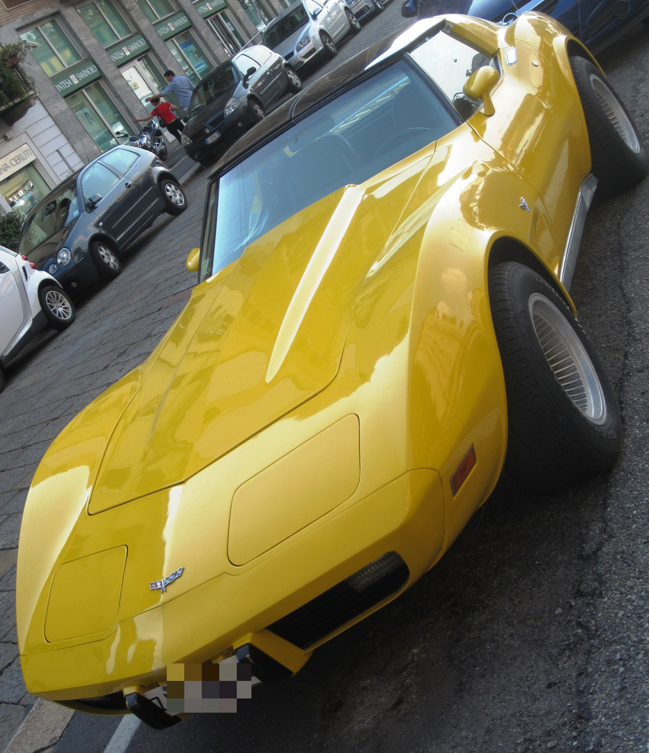 Yellow Vette 1