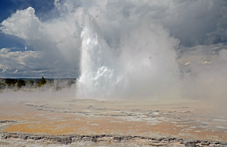 Yellowstone - Geyse 2 -