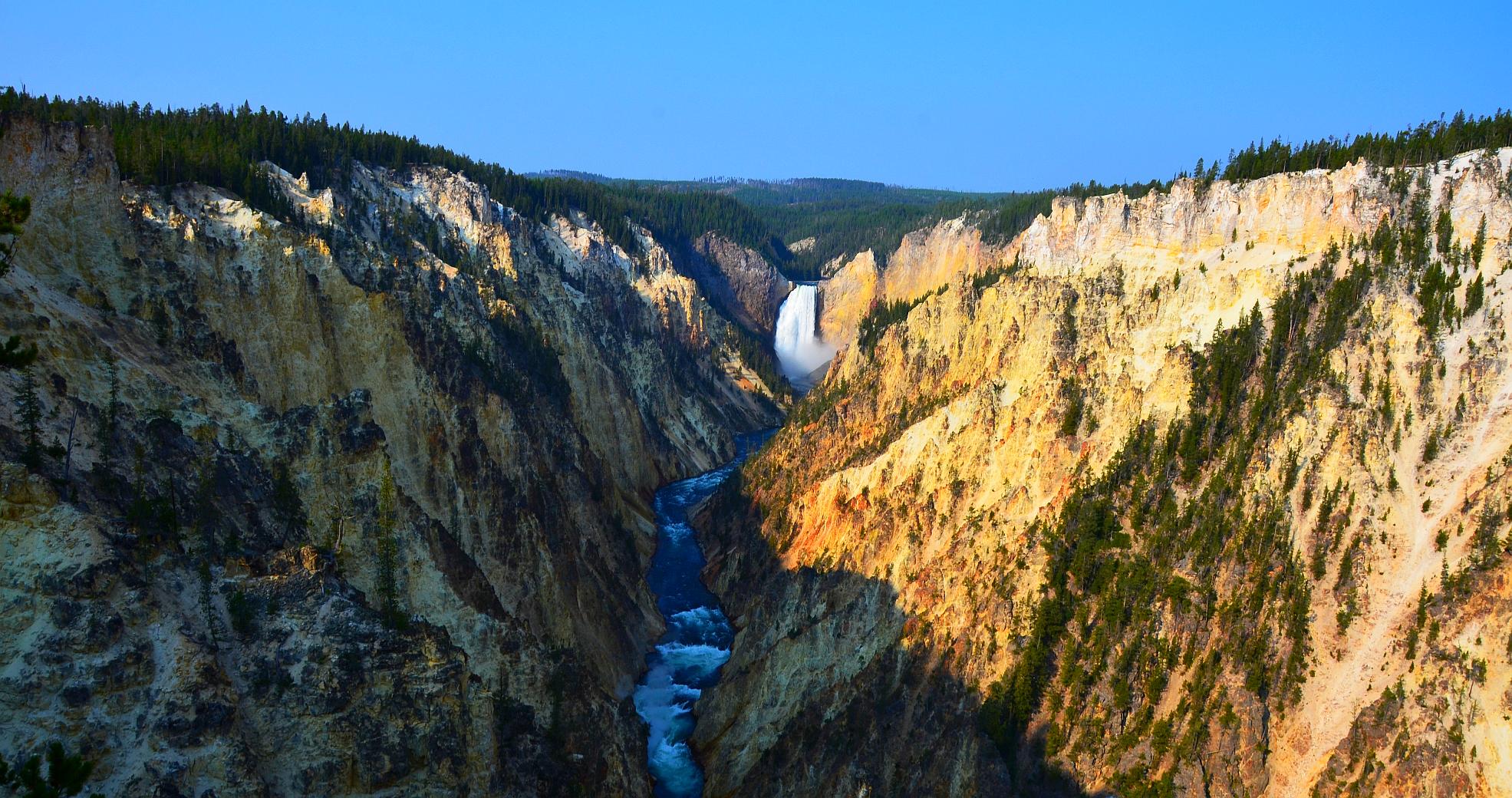 Yellowstone NP - Canyon