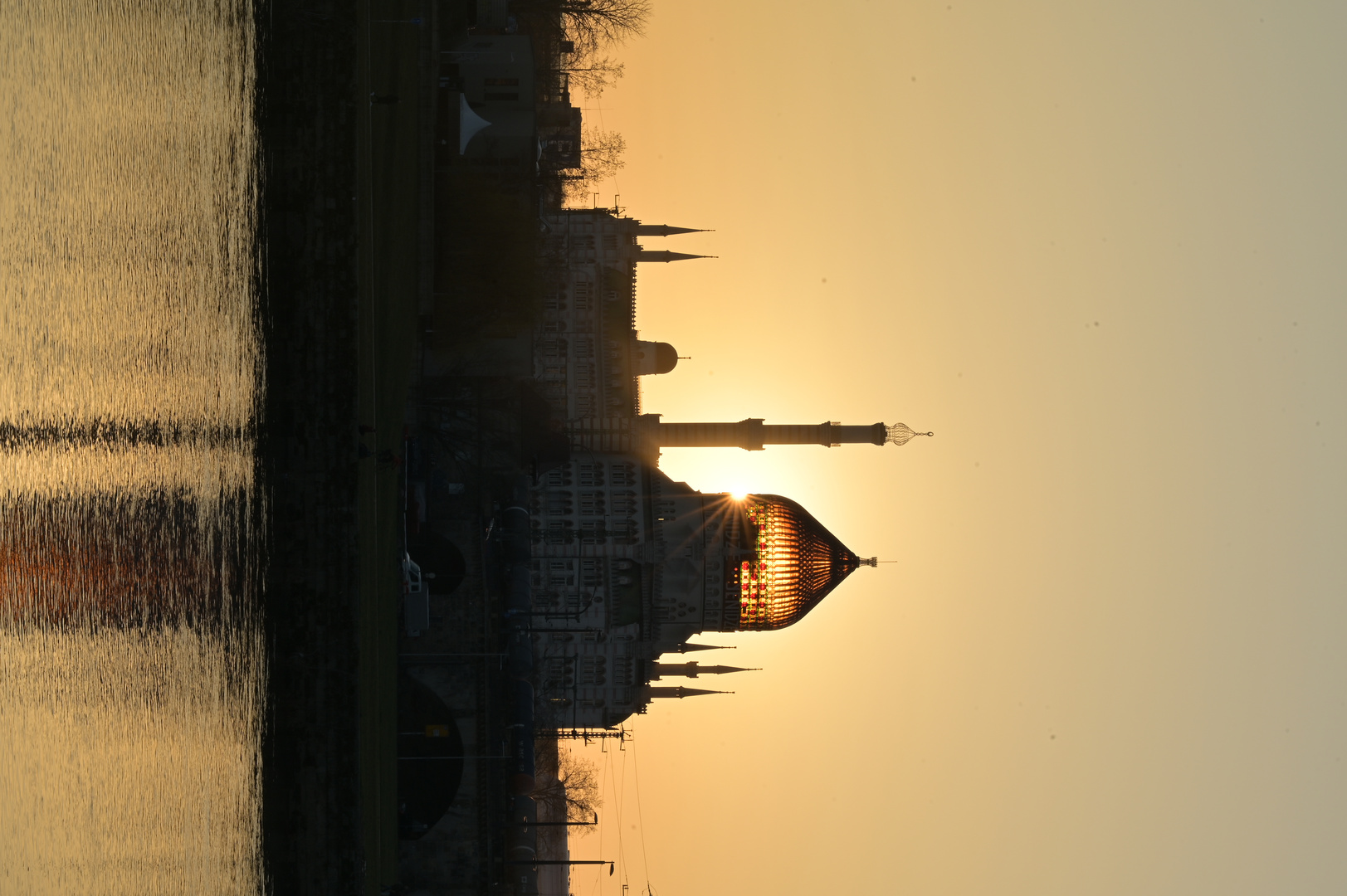 Yenidze zur goldenen Stunde