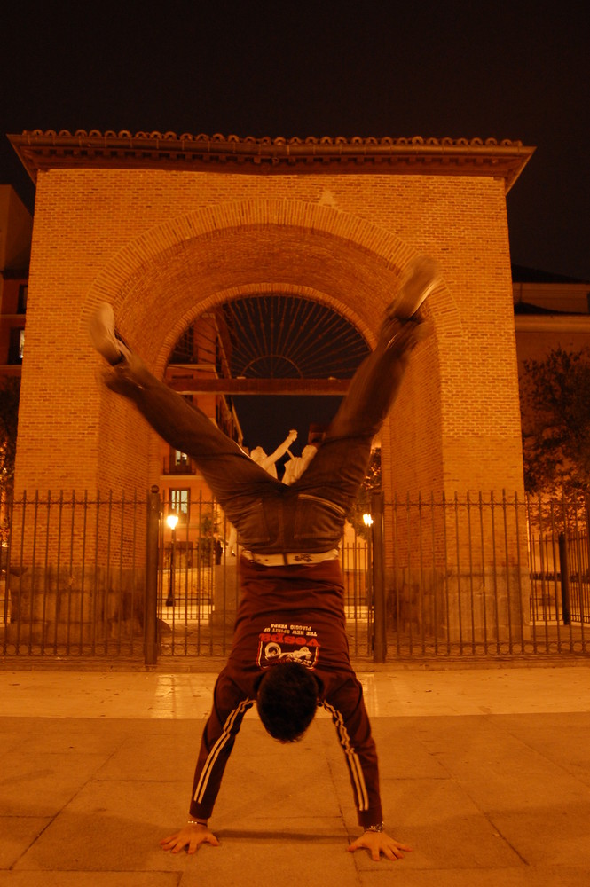 Yo en la plaza del Dos de Mayo