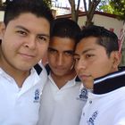 Yo Y los batos locos!!!