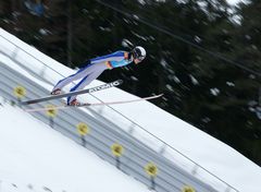 YOG - Innsbruck - Skispringen / 4