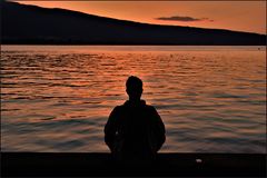 Yoga et méditation au bord du lac....