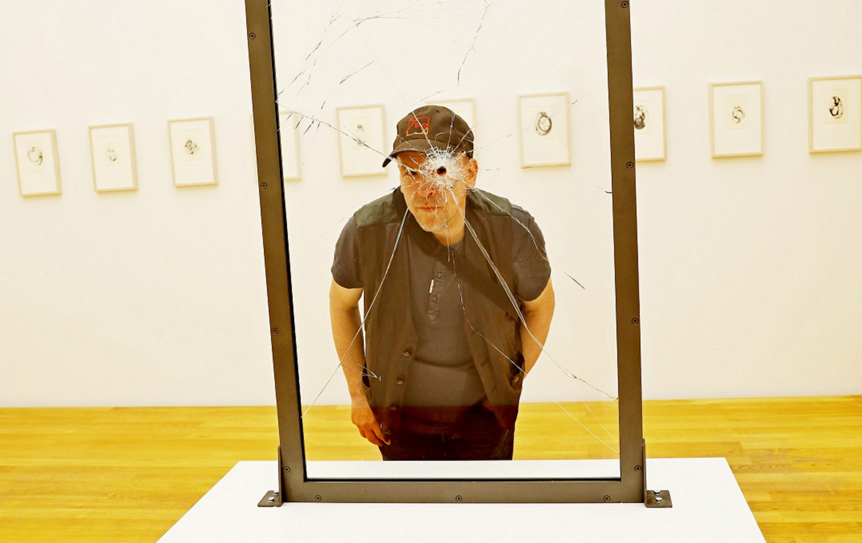 Yoko Ono Exhibition - Me At "Broken Glas"