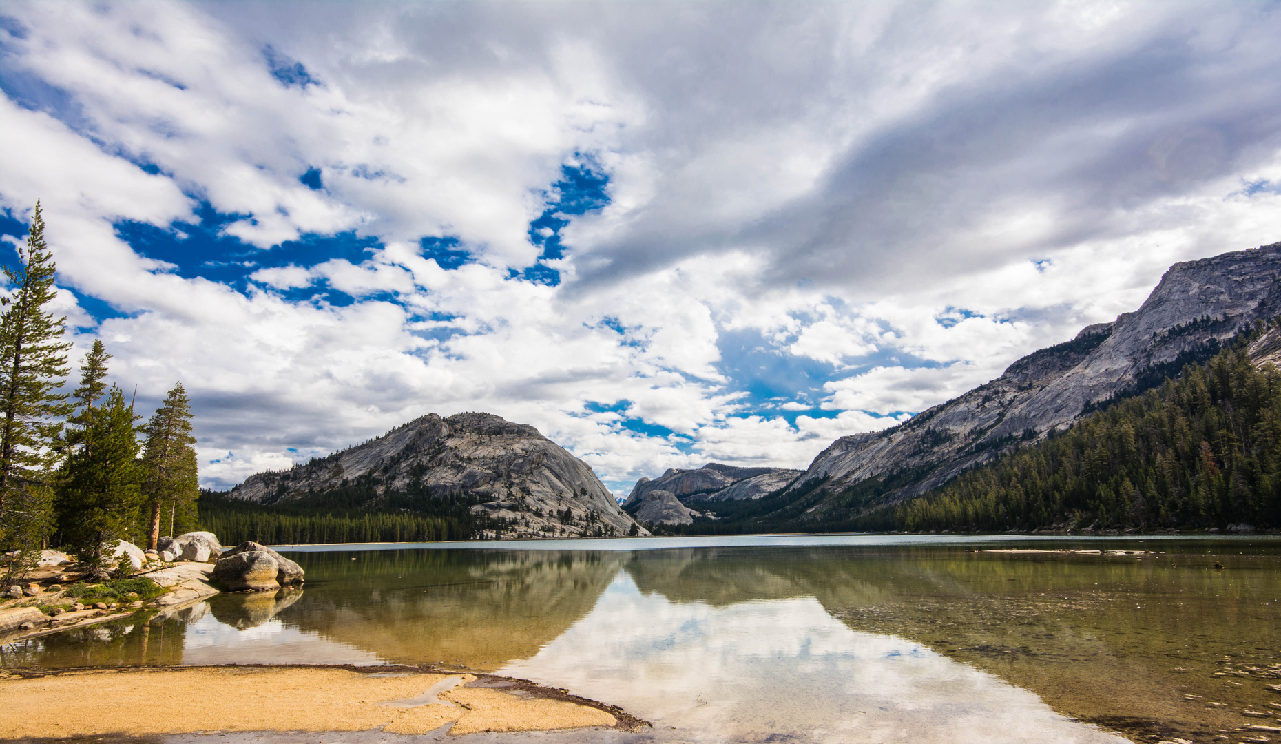 Yosemite NP - Tenaya Lake