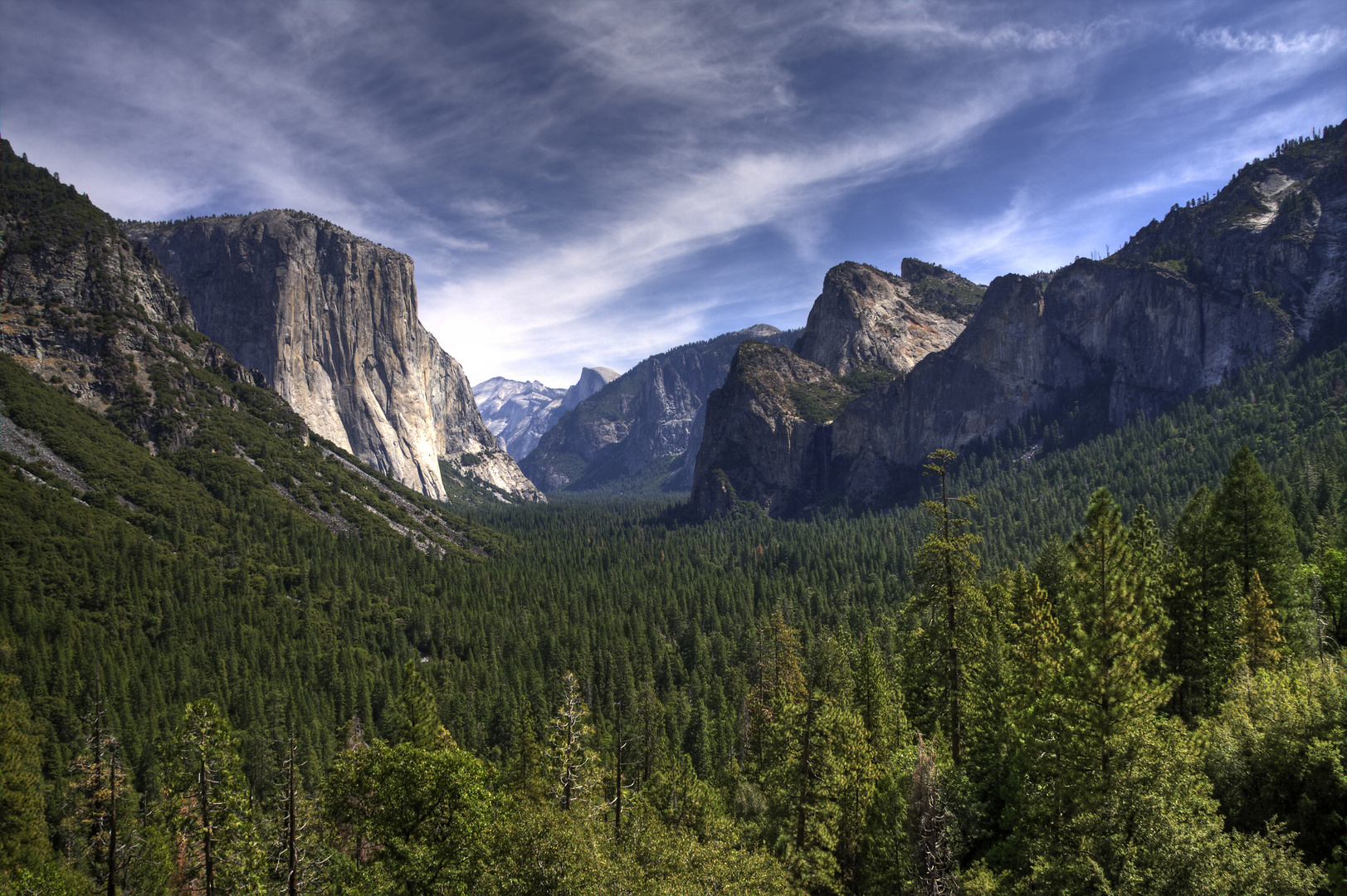 Yosemite Valley - Tunnel View