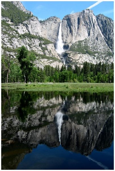 Yosemity Falls gespiegelt