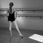 Young ballet dancer: concentration