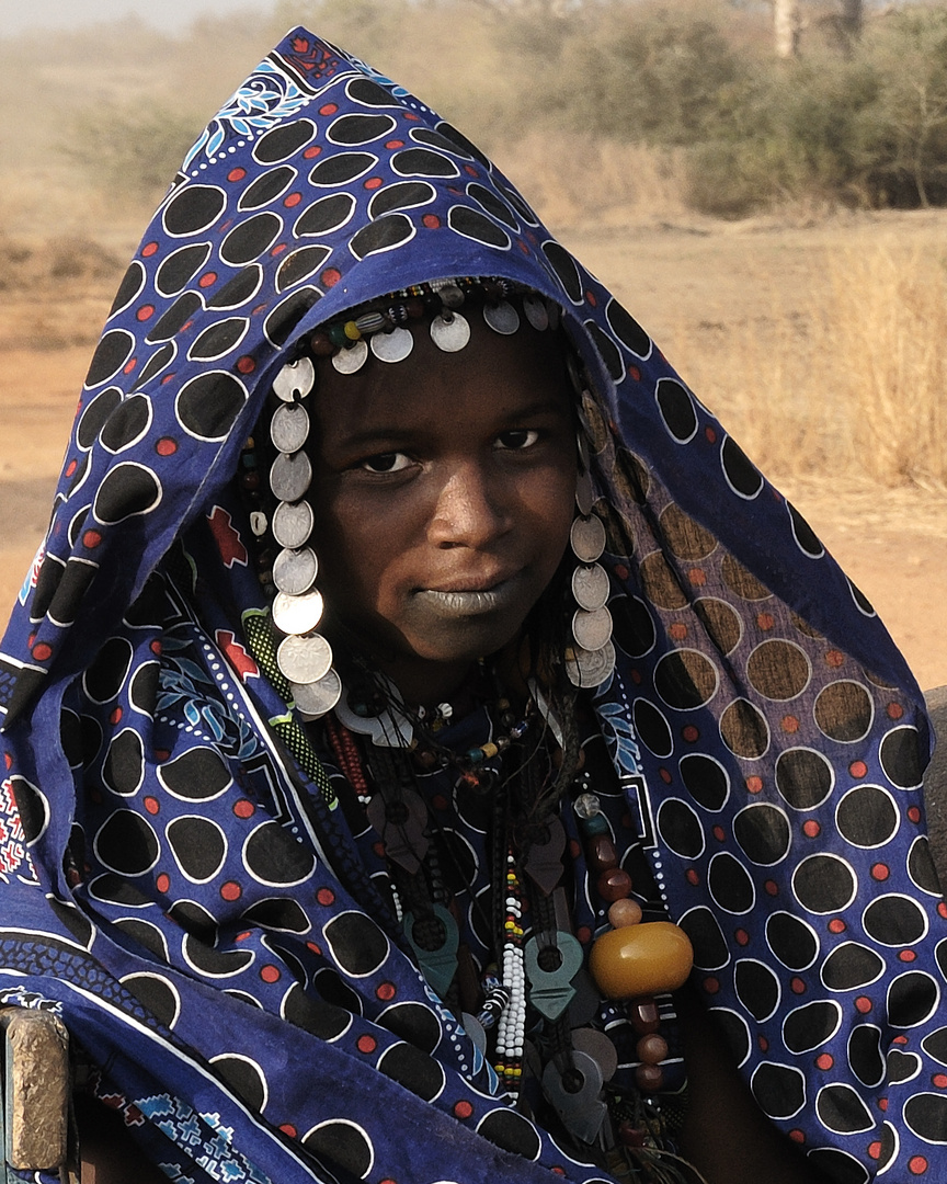 Young Peul woman