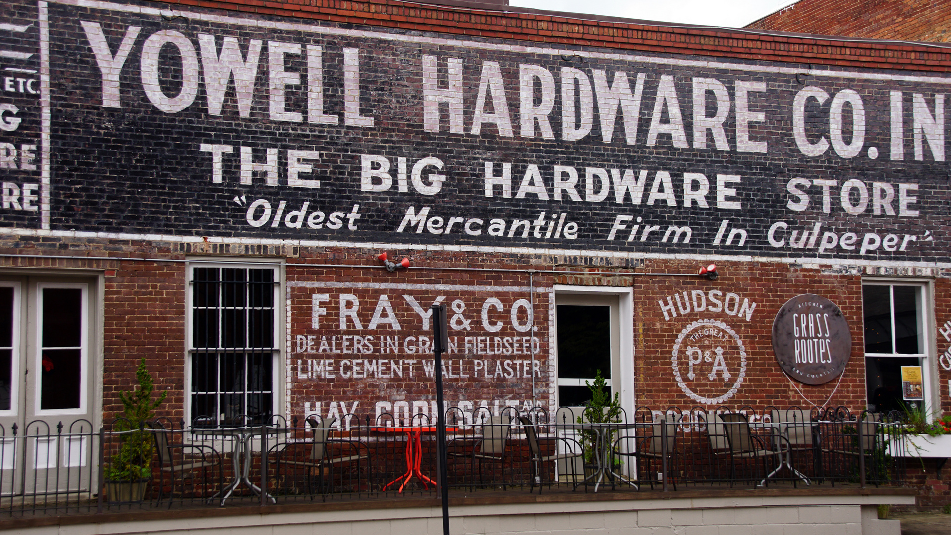 Yowell Hardware