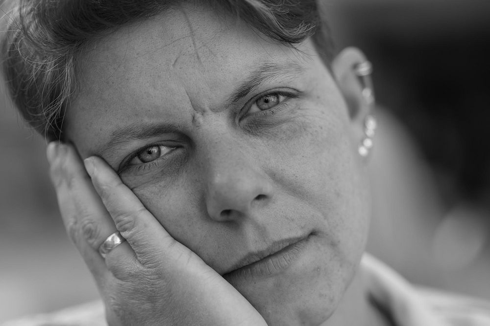 Yvonne 1 Foto & Bild portrait, blick, monochrom Bilder auf