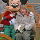 Yvonne im Disneyland