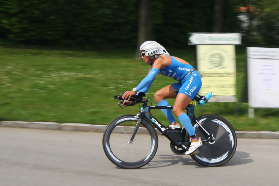 Yvonne van Vlerken