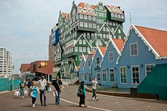 Zaandam - Ankersmidplein - Inntel Hotel - 01