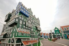 Zaandam - Ankersmidplein - Inntel Hotel - 06