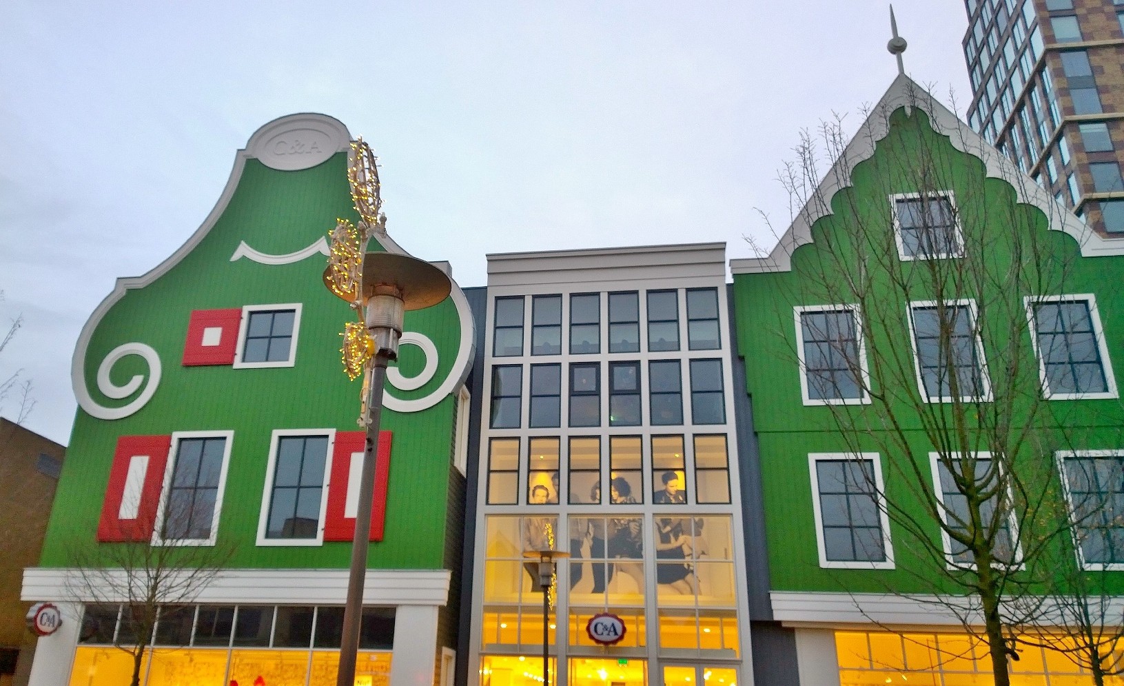 Zaandam-Centrum -3- Ende