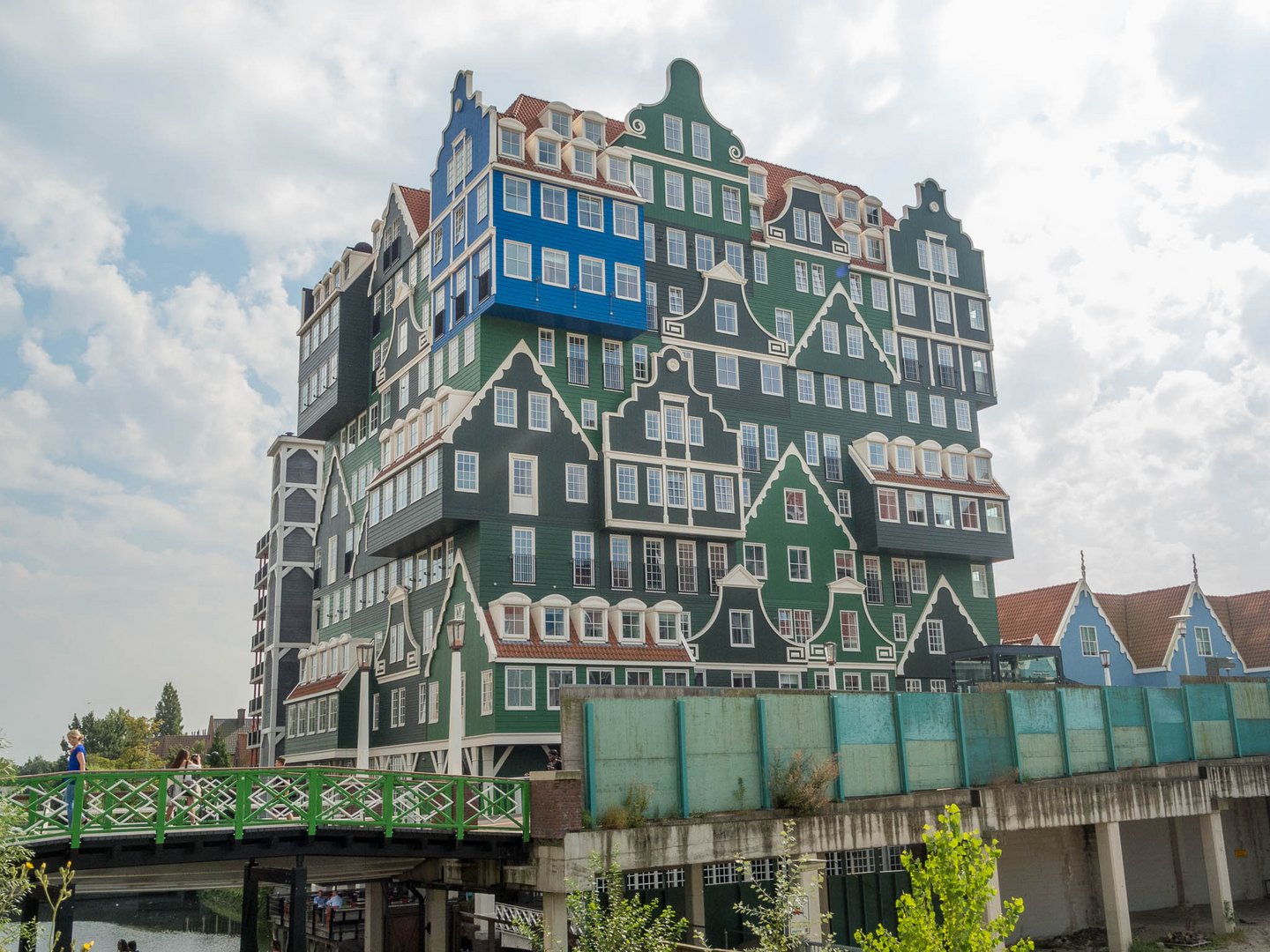 Zaandam - verrücktes Hotel 