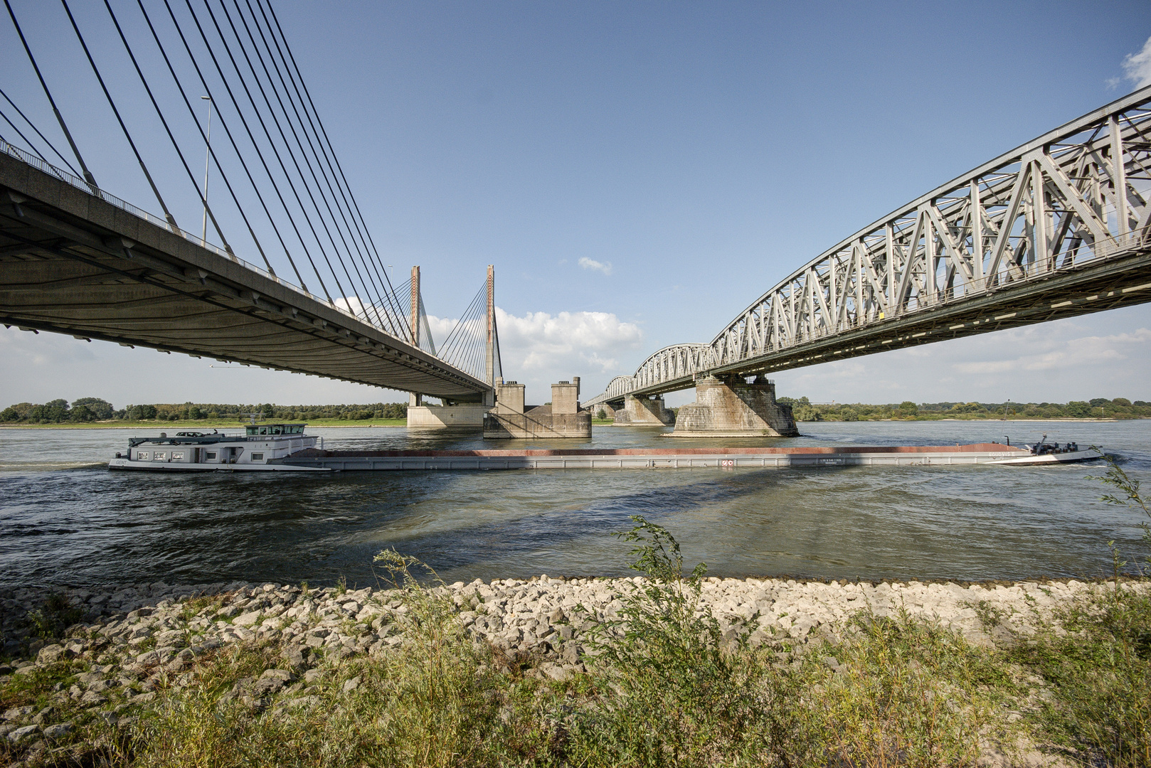 Zaltbommel - River Waal with Martinus Nijhoffbrug and Railway Bridge