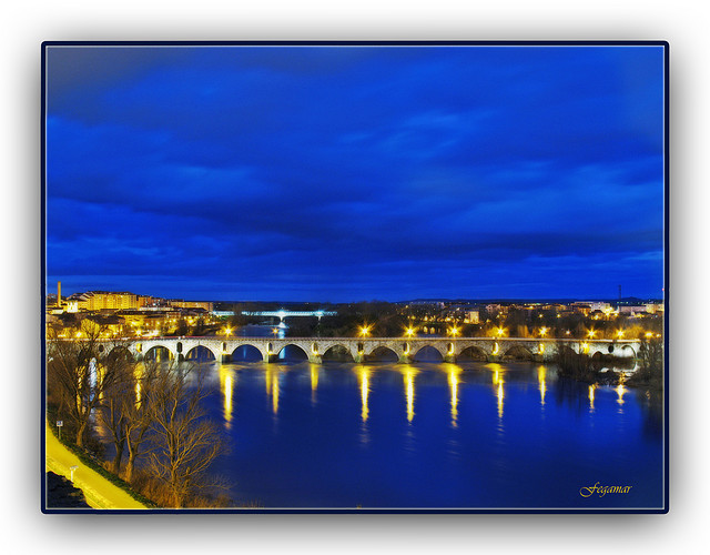 Zamora azul.....Duero. Puente de Piedra.