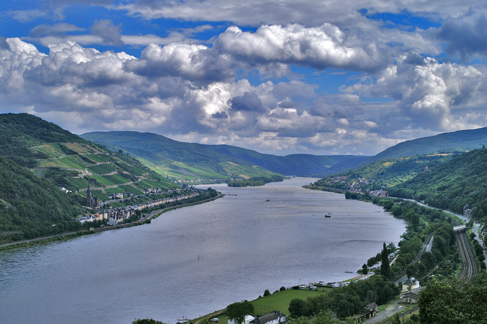 Zauberhafter Blick von Burg Stahleck