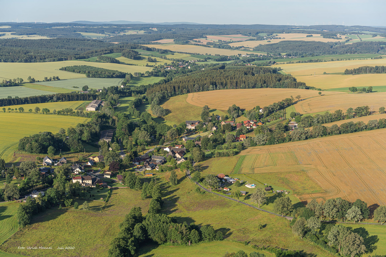 Zaulsdorf- Der Ort liegt auf etwa 440 m am Lauf des Kottengrüner Bachs.