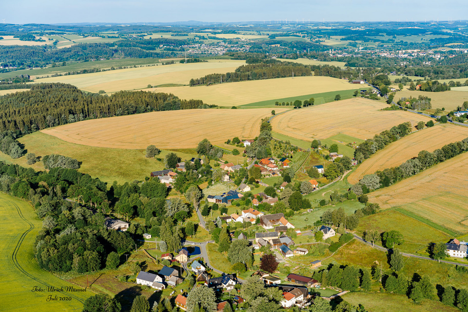 Zaulsdorf- Der Ort liegt auf etwa 440 m am Lauf des Kottengrüner Bachs.