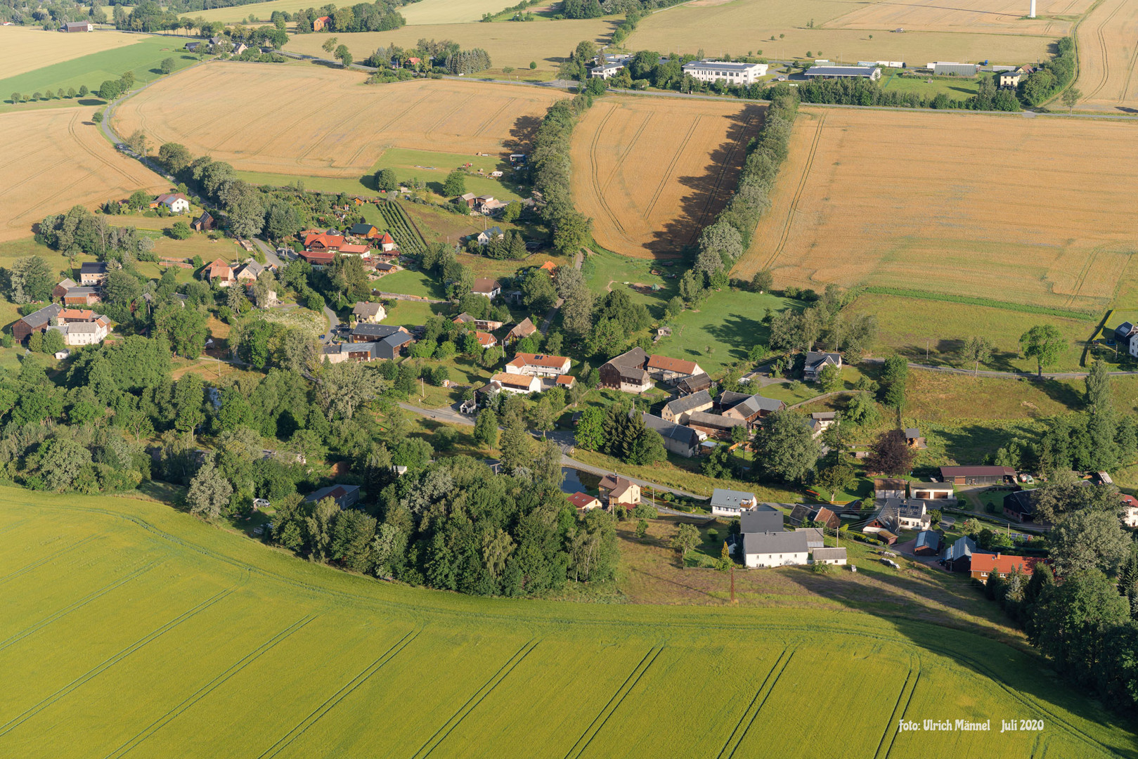 Zaulsdorf- Der Ort liegt auf etwa 440 m am Lauf des Kottengrüner Bachs.