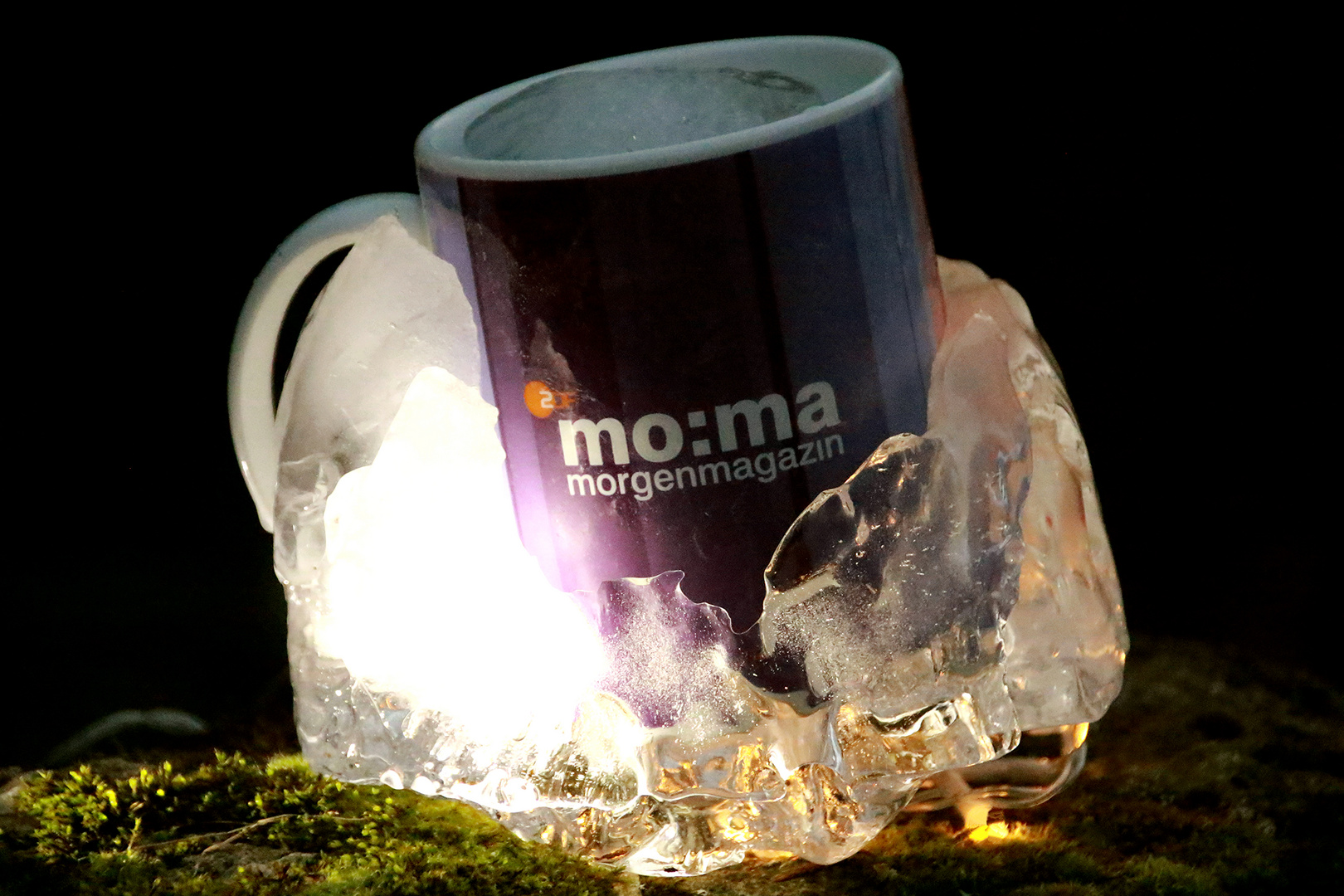 ZDF moma-Tasse on ICE 