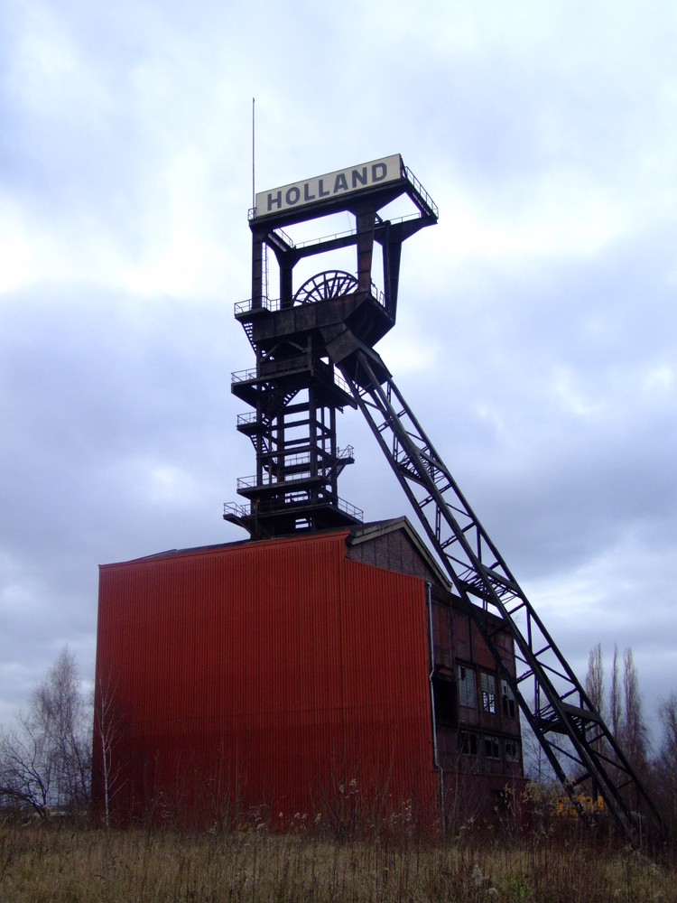 Zeche Holland Förderturm Bochum /Wattenscheid