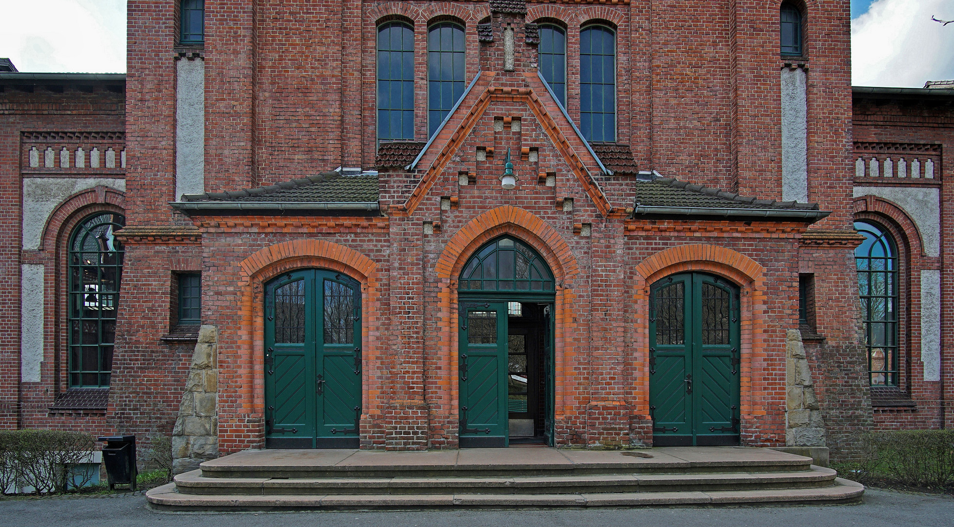 Zeche Zollern -  Eingang Lohnhalle