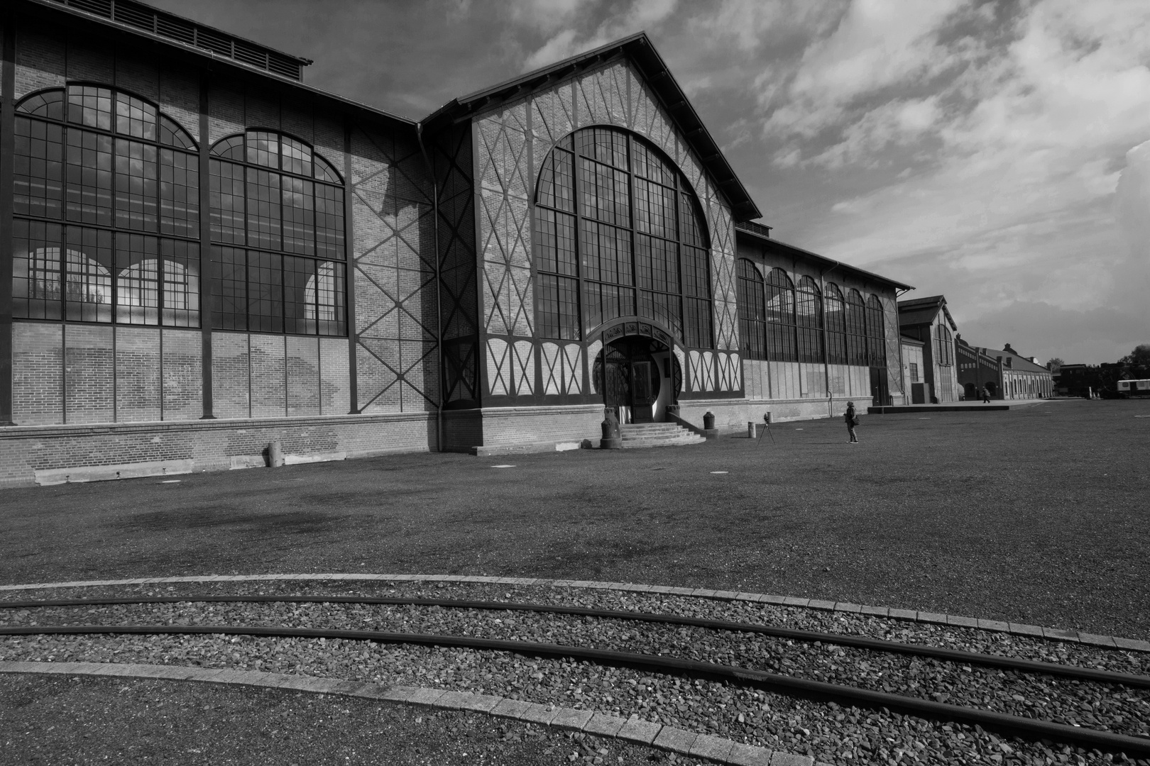 Zeche Zollern - Hof vor der Maschinenhalle