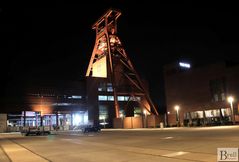 Zeche Zollverein bei Nacht