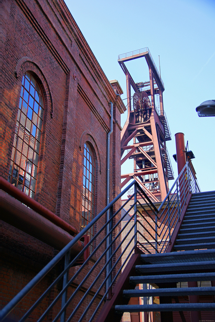 Zeche Zollverein - Betrachtung über Oben und Unten