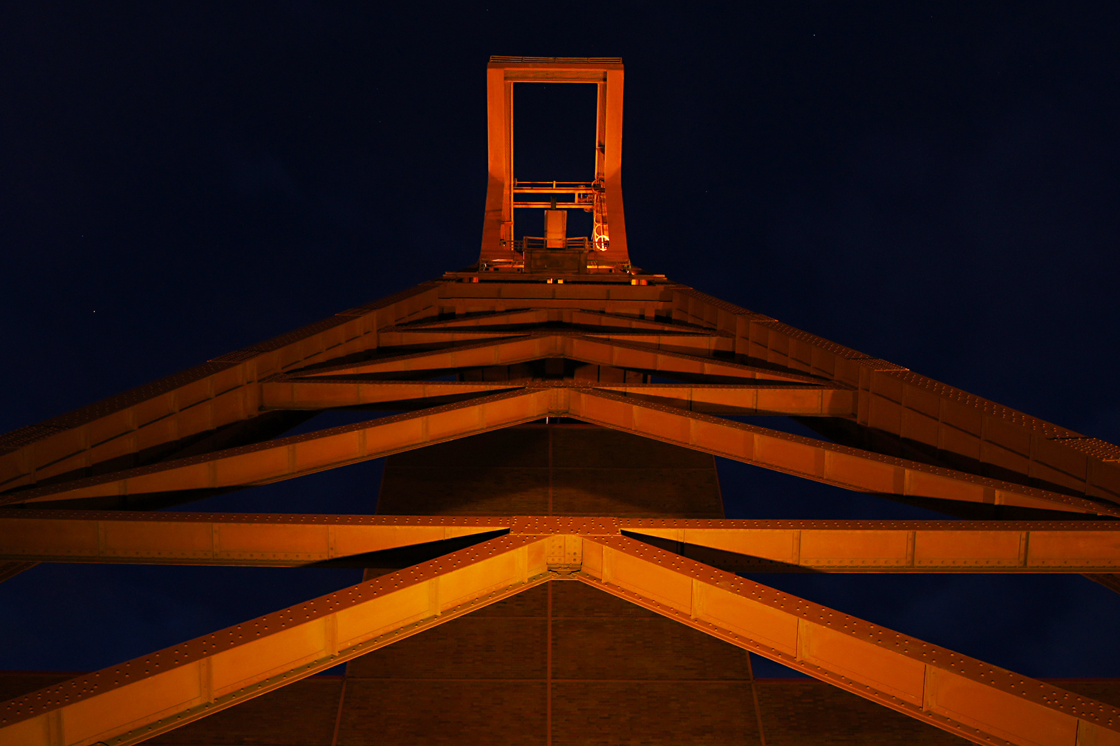 Zeche Zollverein Essen bei Nacht