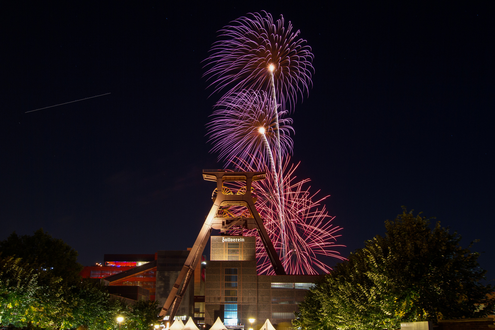 Zeche Zollverein Essen Feuerwerk 2015